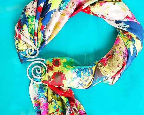 swirly scarf slide